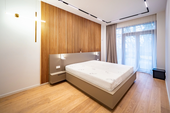 Sludinājumi. Dzīvoklis 100 metru attālumā no jūras.  Tiek pārdots brīnišķīgs trīsistabu dzīvoklis ar plašu Cena: 370000 EUR Foto #8