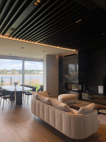 Объявление. Современный частный дом в Юрмале, на берегу Лиелупе. Имущество находится в тихом и уединенном Цена: 2.1e+06 EUR Foto #6