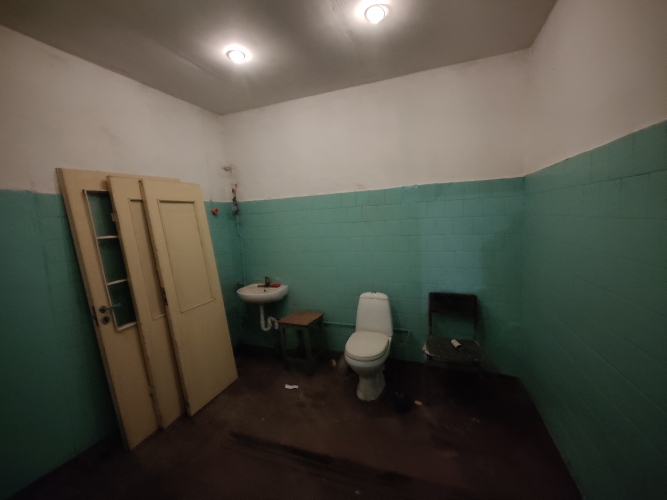 Объявление. Iznomā telpas Bauskas ielā 16b.  Tās sastāv no vairākām telpām, kas savienotas savā starpā. Ir 3 Цена: 1900 EUR/мес. Foto #8