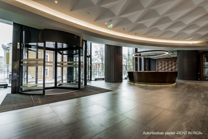 Sludinājumi. Birojs Zunda Towers 7. stāvā. Izsmalcināta darba vide biznesa mēroga paplašināšanai A klases biroju Cena: 9675 EUR/mēn Foto #8