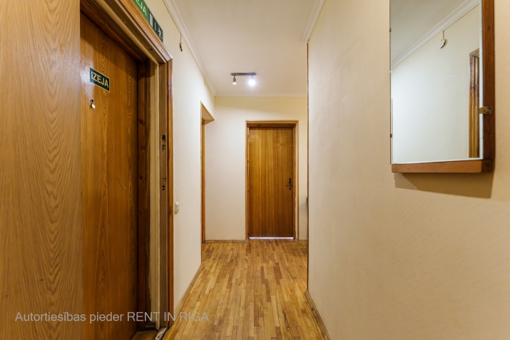 Sludinājumi. Iznomā divus kabinetus Krāslavas ielā.  WC un virtuve koplietošanā ar blakus nomnieku. Pilsētas Cena: 186 EUR/mēn Foto #7