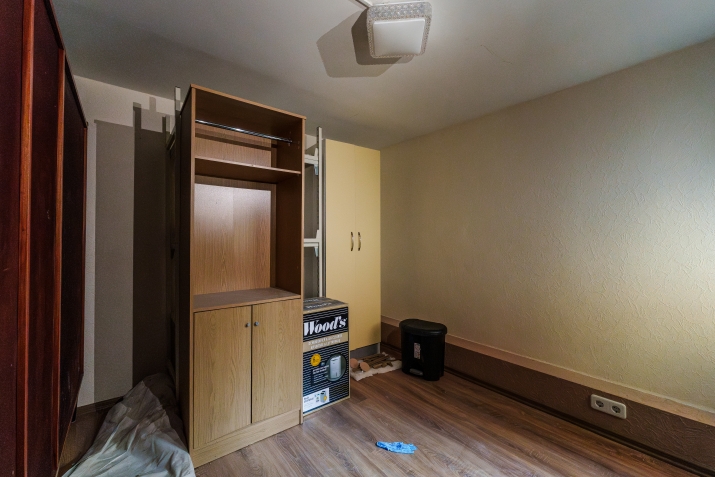 Sludinājumi. Iznomā biroja/tirdzniecības telpas Krāslavas ielā. Ieja no Krāslavas ielas. Pilsētas Cena: 300 EUR/mēn Foto #6