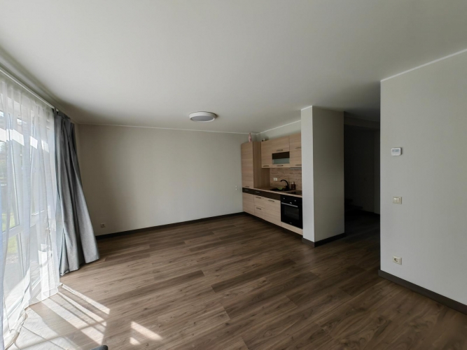Sludinājumi. \'TOWNHOUSE\' PROJEKTS  Ķemeru iela 60, Dzintari, Jūrmala  Piedāvājumā 2-stāvu dzīvoklis prestižajā Cena: 169900 EUR Foto #2
