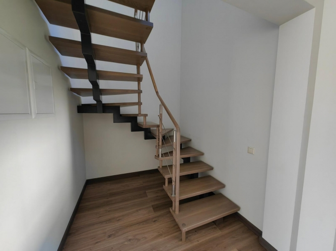 Sludinājumi. \'TOWNHOUSE\' PROJEKTS  Ķemeru iela 60, Dzintari, Jūrmala  Piedāvājumā 2-stāvu dzīvoklis prestižajā Cena: 169900 EUR Foto #5