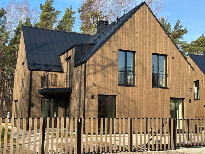 Sludinājumi. Pārdod stilīgu un energoefektīvu premium klases dvīņu māju Mellužos, vienā no klusākajām un Cena: 600000 EUR Foto #2