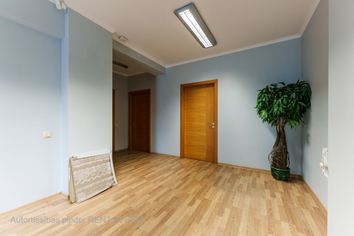 Объявление. офисные помещения в Риге  улица Экспорта 12  Предлагается современный и удобный двухэтажный офис в Цена: 640 EUR/мес. Foto #4