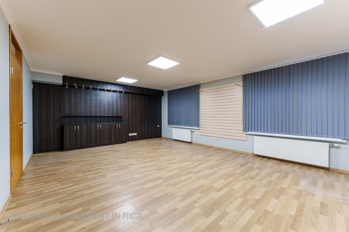 Sludinājumi. TIEK PĀRDOTAS BIROJA TELPAS RĪGĀ  EKSPORTA IELĀ 12  Piedāvājumā moderns un ērts divstāvu birojs Cena: 200000 EUR Foto #8