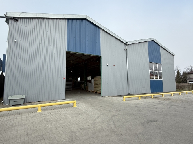 Объявление. Утеплённый ангар под склад или производство в Елгаве. Полированные бетонные полы, большие подъемные Цена: 4926 EUR/мес. Foto #3