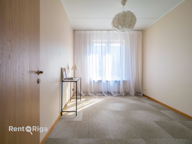 Sludinājumi. Mūsdienīgs un ērts mājoklis Pārdaugavā  Vēja ielā 33 Jaunais projekts piedāvā tikai 12 dzīvokļus Cena: 119995 EUR Foto #8