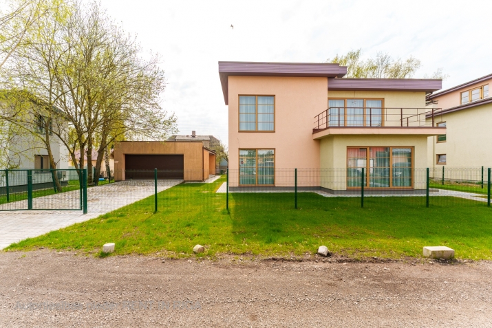 Sludinājumi. Piedāvājam skaistu māju pašā Purvciema centrā, pēc pilnīgas kosmētiskās renovācijas un ar jaunu, Cena: 380000 EUR Foto #6