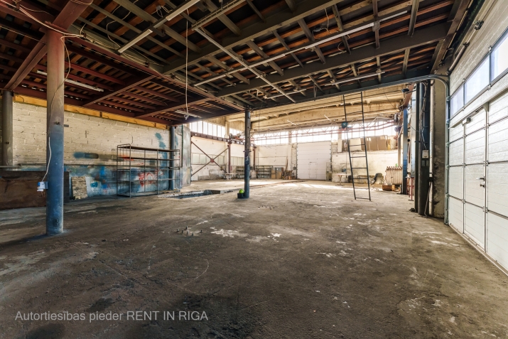 Sludinājumi. Ražošanas telpas ar plašām iespējām nomai  Atlantijas iela 23, Vecmīlgrāvis  Piedāvājumā 600 m Cena: 1500 EUR/mēn Foto #1