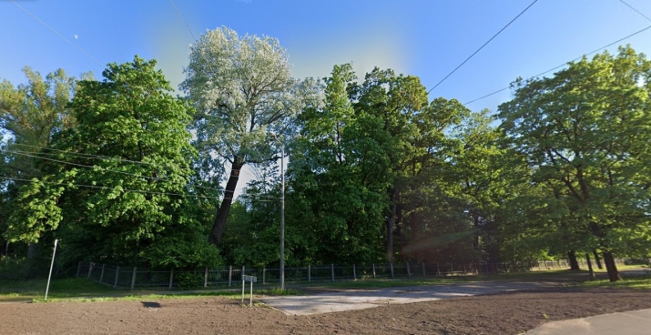 Sludinājumi. Attīstības zeme Āgenskalnā  Slokas iela 43/45, Rīga  Pārdod 2 apbūves zemes gabalus (kopā 7105 m) Cena: 1.06575e+06 EUR Foto #1