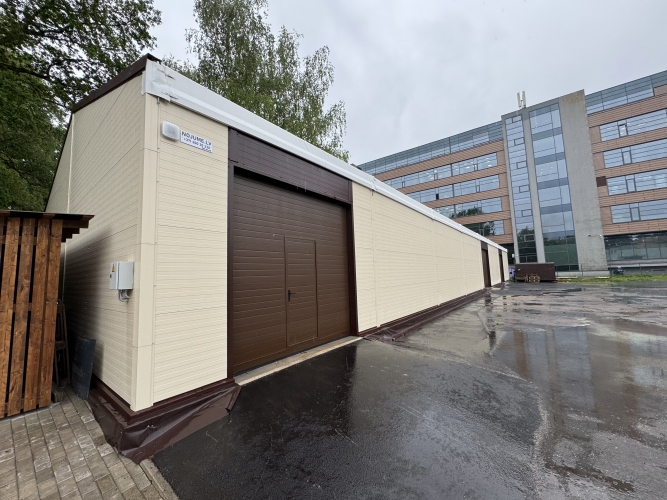 Sludinājumi. Noliktavas telpas Ziepniekkalnā.  + 1. stāvs; + Griestu augstums 4m- 6m; + Gluda betona grīda; + Cena: 800 EUR/mēn Foto #1