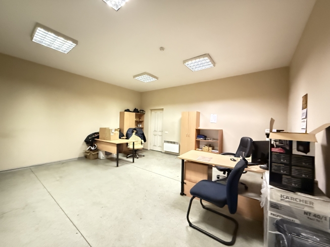 Sludinājumi. Nolikta BEZ apkures ostas terminālī Port Magnat  funkcionalitāte, drošība un stratēģiska atrašanās Cena: 3926 EUR/mēn Foto #9