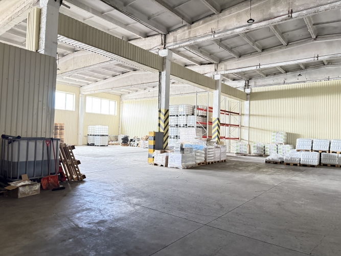 Sludinājumi. Nolikta BEZ apkures ostas terminālī Port Magnat  funkcionalitāte, drošība un stratēģiska atrašanās Cena: 3926 EUR/mēn Foto #3