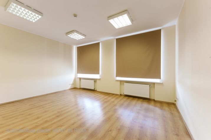 Sludinājumi.  Cena: 180 EUR/mēn Foto #1