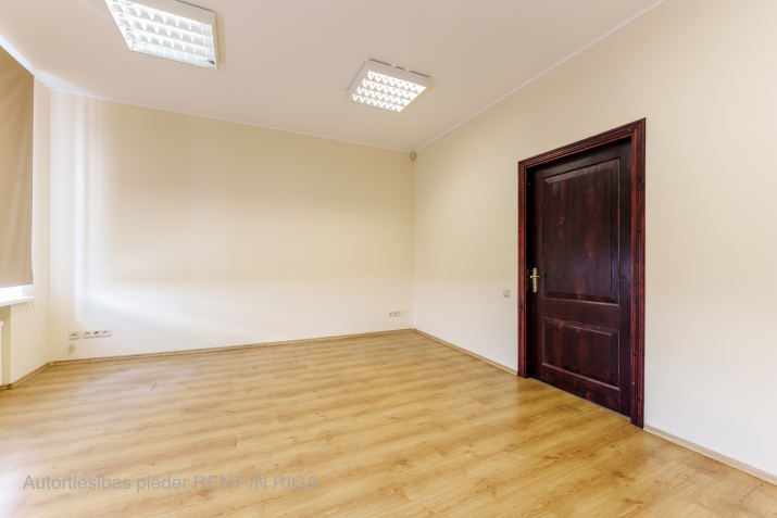 Sludinājumi.  Cena: 180 EUR/mēn Foto #3