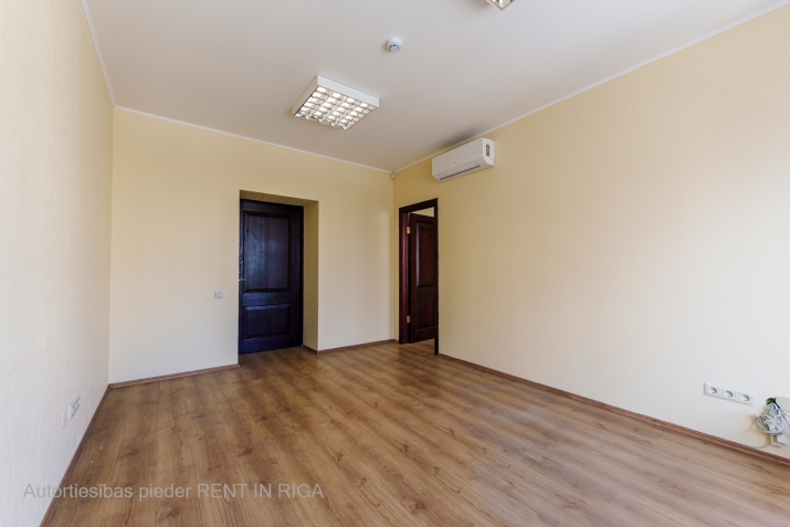 Sludinājumi.  Cena: 180 EUR/mēn Foto #4