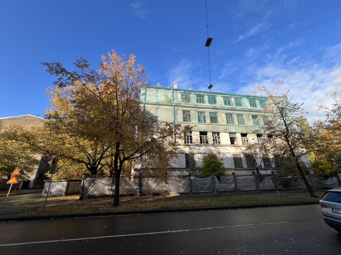 Sludinājumi. Pārdod investīciju objektu Pērnavas ielā 70!  Īpašums sastāv no diviem zemesgabaliem ar kopējo Cena: 1.3e+06 EUR Foto #6