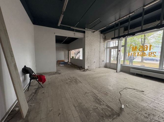 Sludinājumi. Pieejamas tirdzniecības telpas unikālā vietā  pretī Nacionālajai bibliotēkai.  Telpu kopējā platība Cena: 1100 EUR/mēn Foto #6