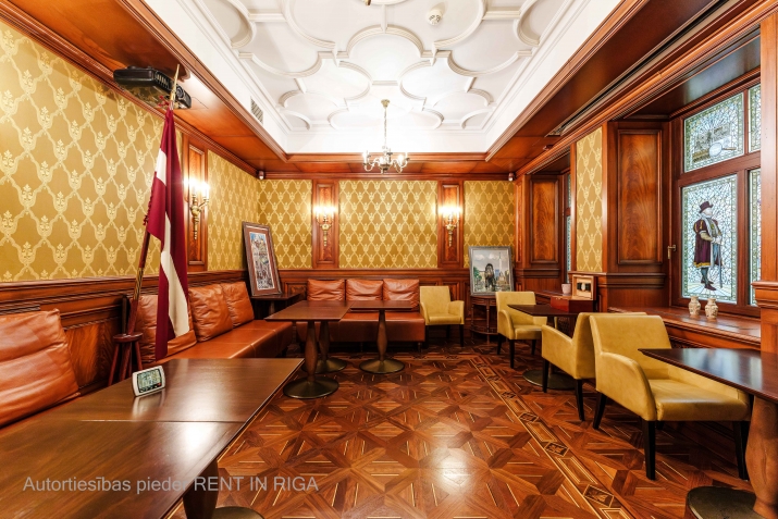 Sludinājumi. Šarms, elegance un prestižs  Jūsu jaunais īpašums Kalēju ielā, Vecrīgas sirdī!  Sešu stāvu ēka ar Cena: 1.1078e+06 EUR Foto #8