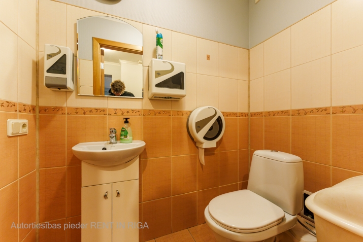 Sludinājumi. EKSPORTA IELA 12  Piedāvājumā moderns un ērts divstāvu dzīvoklis Rīgas centrā, Eksporta ielā 12! Cena: 200000 EUR Foto #5