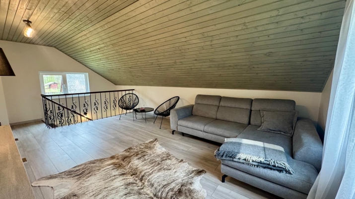 Объявление. Продаётся  качественно построенный дом у озера Бабите. Сочетает комфорт, близость к природе и Ригу Цена: 186000 EUR Foto #4