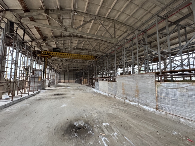 Объявление. Неотапливаемые складские помещения в Румбуле      1-й этаж;      Высота потолков до фермы  7 м;     Цена: 3086 EUR/мес. Foto #3