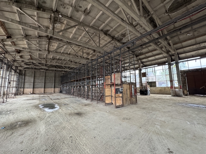 Объявление. Неотапливаемые складские помещения в Румбуле      1-й этаж;      Высота потолков до фермы  7 м;     Цена: 3086 EUR/мес. Foto #5