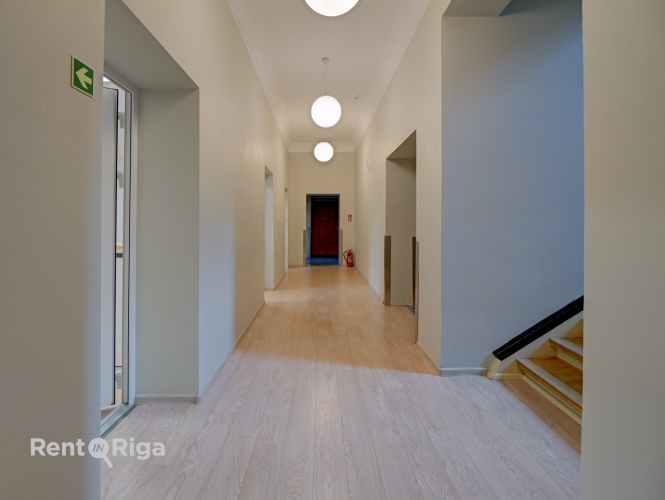 Sludinājumi. Pārdod namīpašumu ar labu naudas plūsmu!  Atrašanās vieta: Īpašums atrodas Juglas mikrorajona Cena: 600000 EUR Foto #8