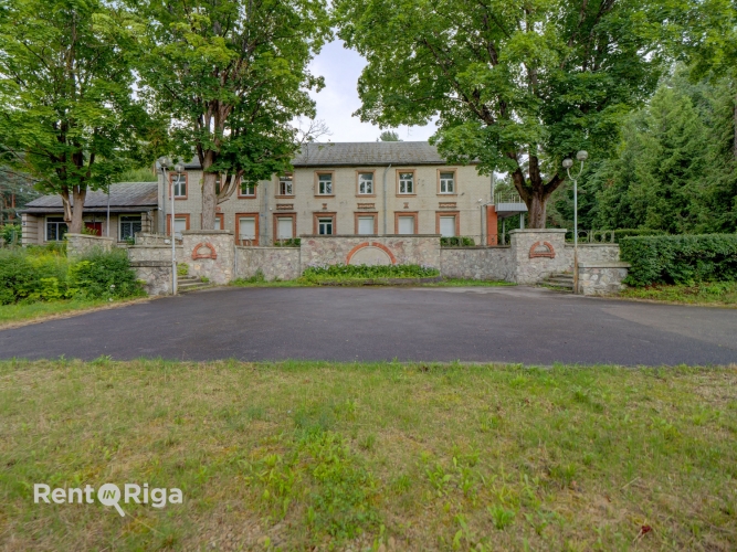 Sludinājumi. Pārdod namīpašumu ar labu naudas plūsmu!  Atrašanās vieta: Īpašums atrodas Juglas mikrorajona Cena: 600000 EUR Foto #4