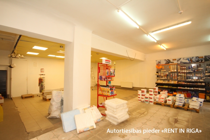 Sludinājumi. Veikala vai vieglās ražošanas telpas Sarkandaugavā  Piedāvājumā plašas un daudzfunkcionālas telpas Cena: 900 EUR/mēn Foto #6