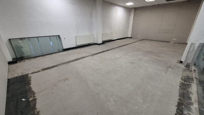 Sludinājumi. Iznomā telpas noliktavai 3.stāvā.  Telpa labi piemērota vieglai ražošanai, noliktavai.  Ir Cena: 280 EUR/mēn Foto #3