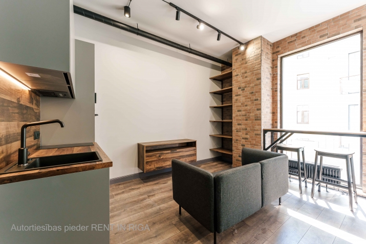 Sludinājumi. Studio tipa dzīvoklis ar dizainu, kas pārdomāts līdz pēdējai detaļai un komfortu, kas sajūtams Cena: 105000 EUR Foto #1