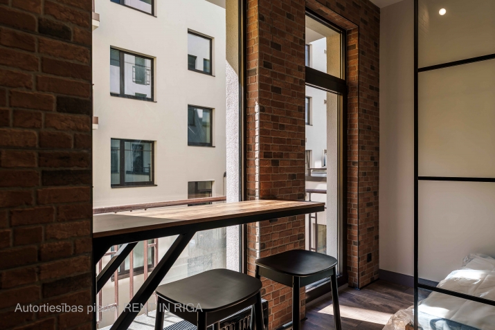 Sludinājumi. Studio tipa dzīvoklis ar dizainu, kas pārdomāts līdz pēdējai detaļai un komfortu, kas sajūtams Cena: 105000 EUR Foto #2