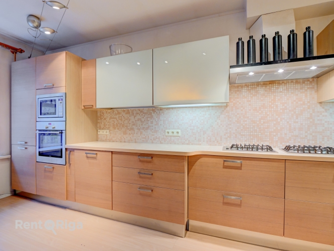 Sludinājumi. Pārdošanā kvalitatīvs 2 istabu dzīvoklis Katrīnas dambī 20A  Piedāvājumā gaišs un mājīgs 2 istabu Cena: 66800 EUR Foto #6