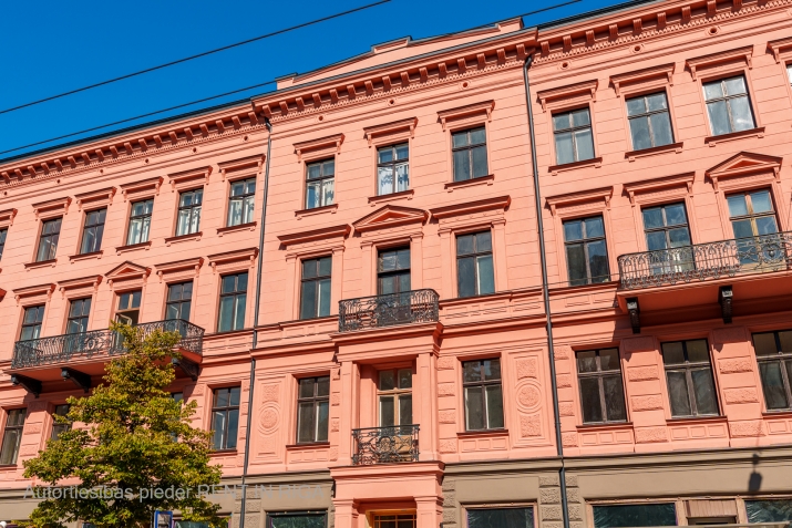 Sludinājumi. Studio dzīvoklis renovētā projektā Klusajā Centrā.  Cenā iekļauta jumta seguma maiņa un papildu Cena: 70000 EUR Foto #1