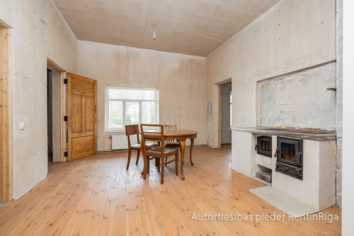 Sludinājumi. Kvalitatīvi un pārdomāti būvēta lauku māja no dabīgiem un ilgtspējīgiem materiāliem.  Īpašums Cena: 294000 EUR Foto #8