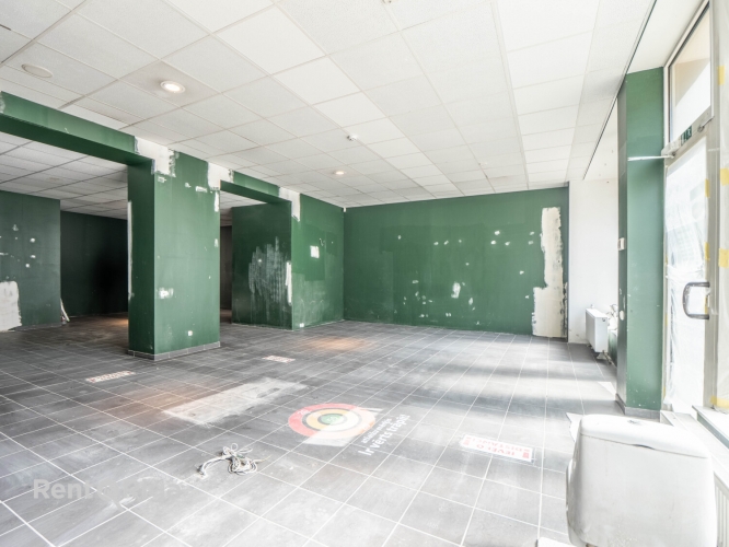 Sludinājumi. Tirdzniecības telpas uz aktīvā Brīvības un Miera ielas krustojuma.  + plaša tirdzniecības zāle; + Cena: 1293 EUR/mēn Foto #6