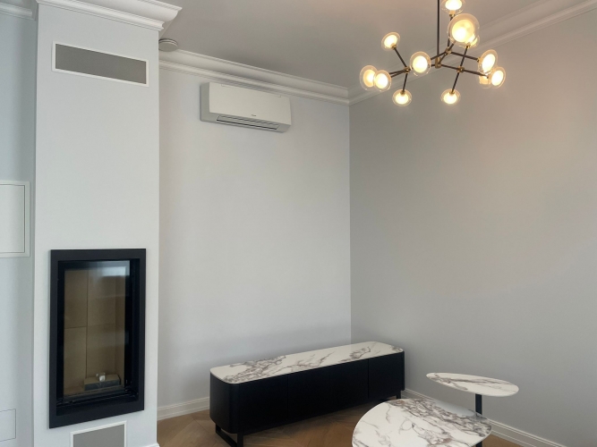 Sludinājumi. \'Elizabetes Rezidence\', viena no spilgtākajām Rīgas arhitektūras mantojuma pērlēm, celta 19. Cena: 2278 EUR/mēn Foto #6