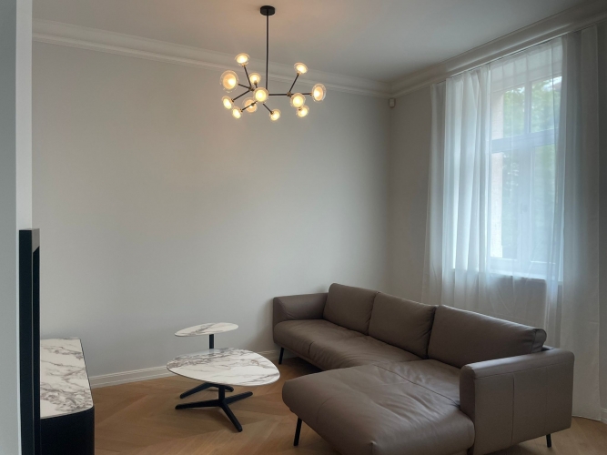 Sludinājumi. \'Elizabetes Rezidence\', viena no spilgtākajām Rīgas arhitektūras mantojuma pērlēm, celta 19. Cena: 465000 EUR Foto #5