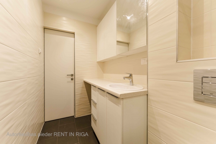 Sludinājumi. Jauns Studio dzīvoklis Kluba tipa ēkā Ziepniekkalnā.  Piedāvājumā dzīvoklis ar pilnu, kvalitatīvu Cena: 84000 EUR Foto #9