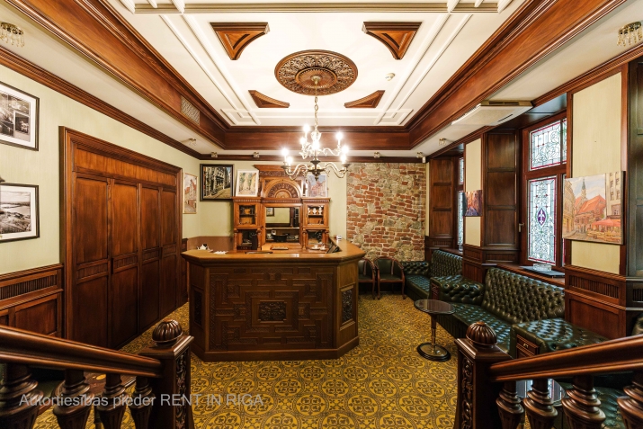 Sludinājumi. Šarms, elegance un prestižs  Jūsu jaunais īpašums Kalēju ielā, Vecrīgas sirdī!  Sešu stāvu ēka ar Cena: 1.1078e+06 EUR Foto #5