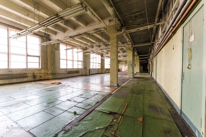 Sludinājumi. Ražošanas telpas Purvciemā, blakus t/c Domina, bez apkures.  Ir iespējams ierīkot apkuri (ir Cena: 1404 EUR/mēn Foto #2
