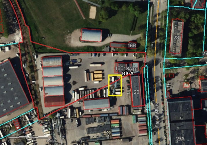 Sludinājumi. Iznomā asfaltētu laukumu.  Teritorijā video novērošana. Iespēja blakus ēkā nomāt Cena: 750 EUR/mēn Foto #3