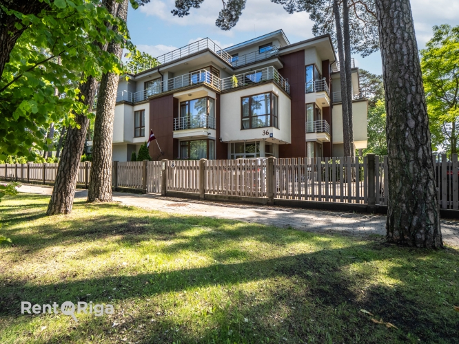 Объявление. Сдается светлая и уютная 4-комнатная квартира в новостройке. В стоимость аренды включены 2 Цена: 1450 EUR/мес. Foto #1