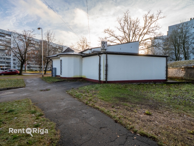 Sludinājumi. Jebkura veida aktivitātēm. Zeme īpašumā. Ūdens, kanalizācija - pilsētas, elektriskā apkure, Cena: 2500 EUR/mēn Foto #4