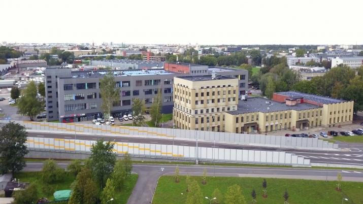 Sludinājumi. Biroja telpas Purvciemā, netālu no tirdzniecības centra Domina.  Kapitāli renovēta biroju, ražotņu Cena: 270 EUR/mēn Foto #9