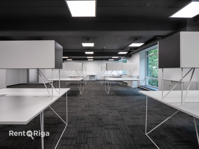 Объявление. Furnished open-plan office in a newly built office building in the Quiet Centre.  The space Цена: 1338 EUR/мес. Foto #2