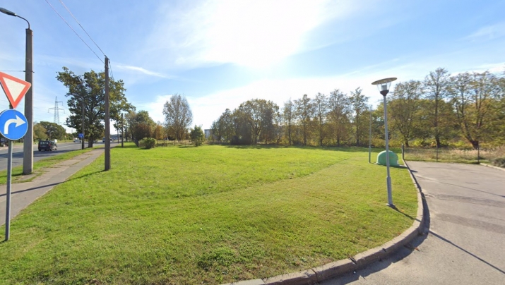 Sludinājumi. Īpašnieks pārdod zemes gabalu jauktas centra apbūves teritorijā (JC2) Atļautie izmantošanas veidi: Cena: 209500 EUR Foto #3